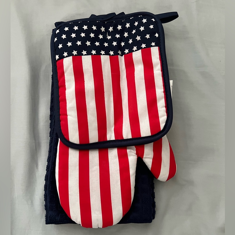 American Flag 5 piece kitchen set BRAND NEW